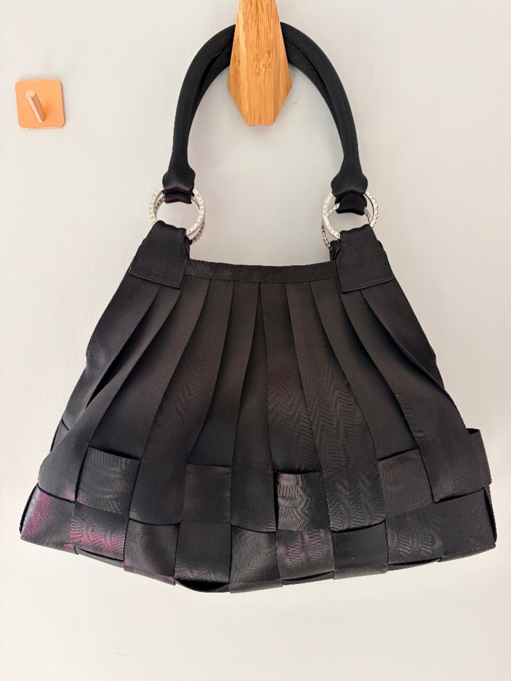 Harvey's Large Stella Seatbelt Bag Black | Pristine Condition | NWOT